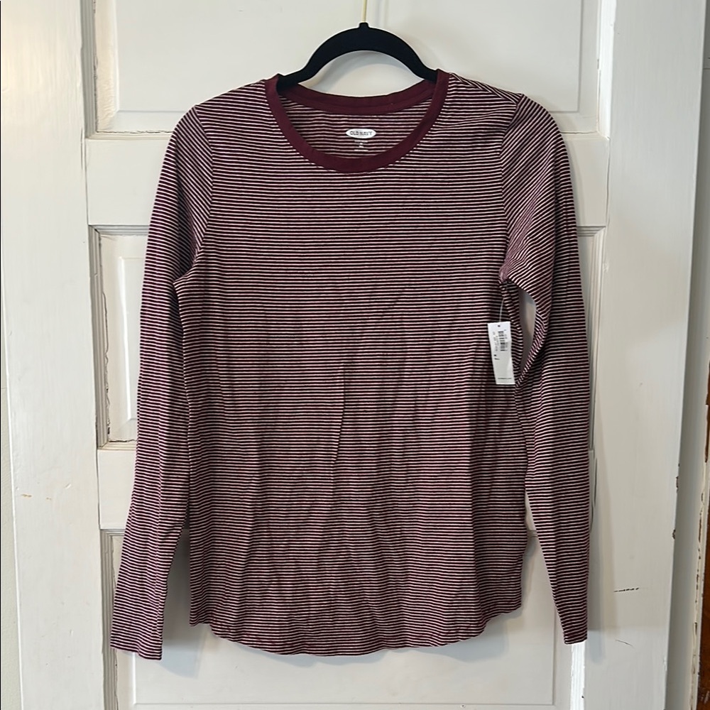 Universal Thread Fitted Purple Long Sleeve Tee